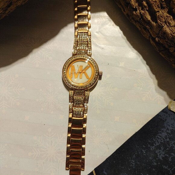 Wristwatch Michael Kors Logo Stainless Steel Rose Gold Watch Crystal Accents